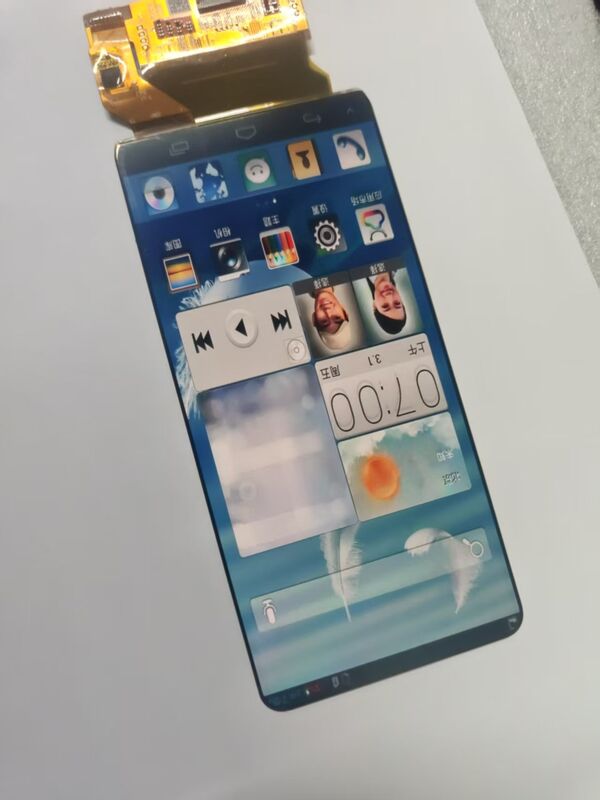 6.39 inch FHD AMOLED TFT LCD Display with Wide Viewing Angle and IPS TFT Screen Technology
